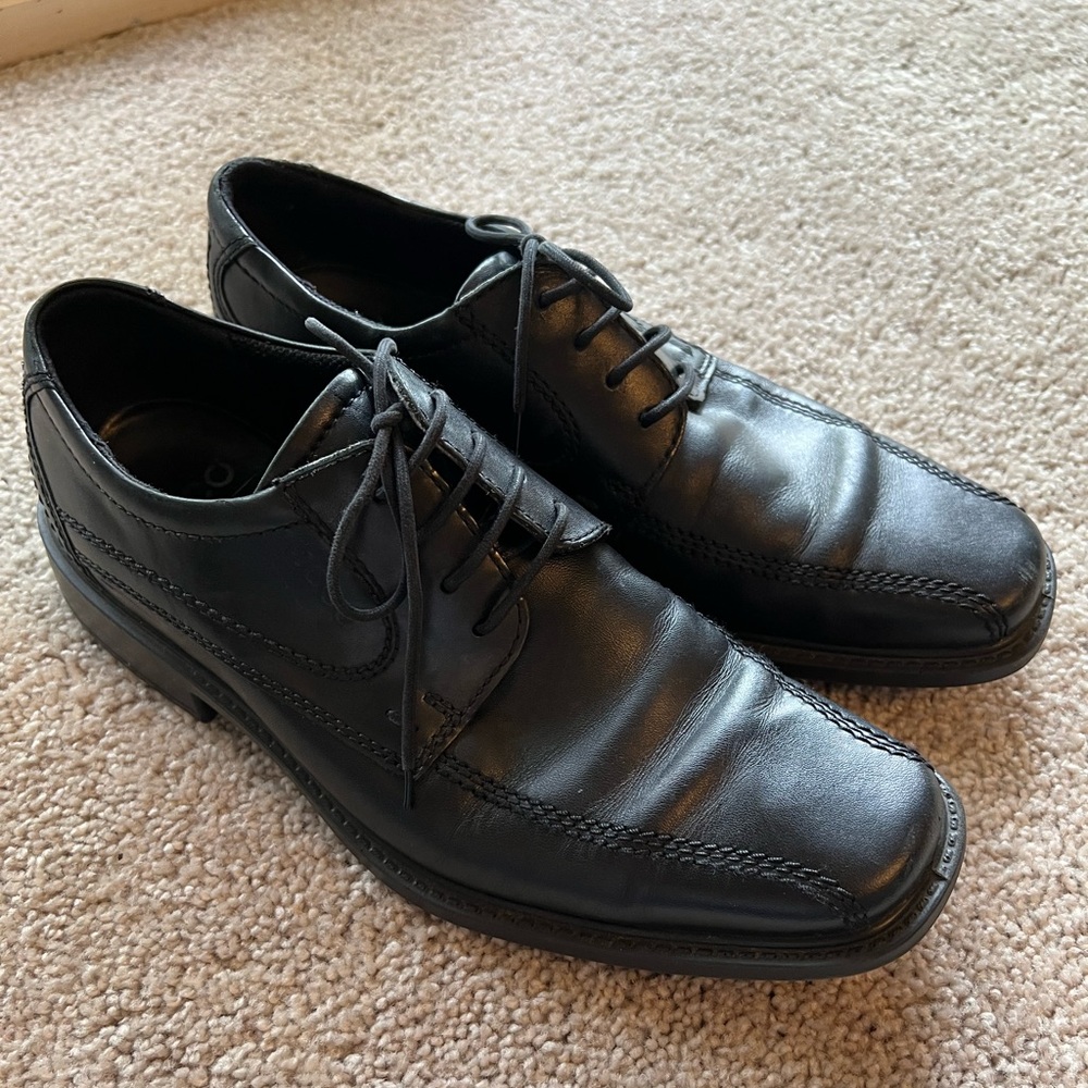 Black Ecco Dress shoes